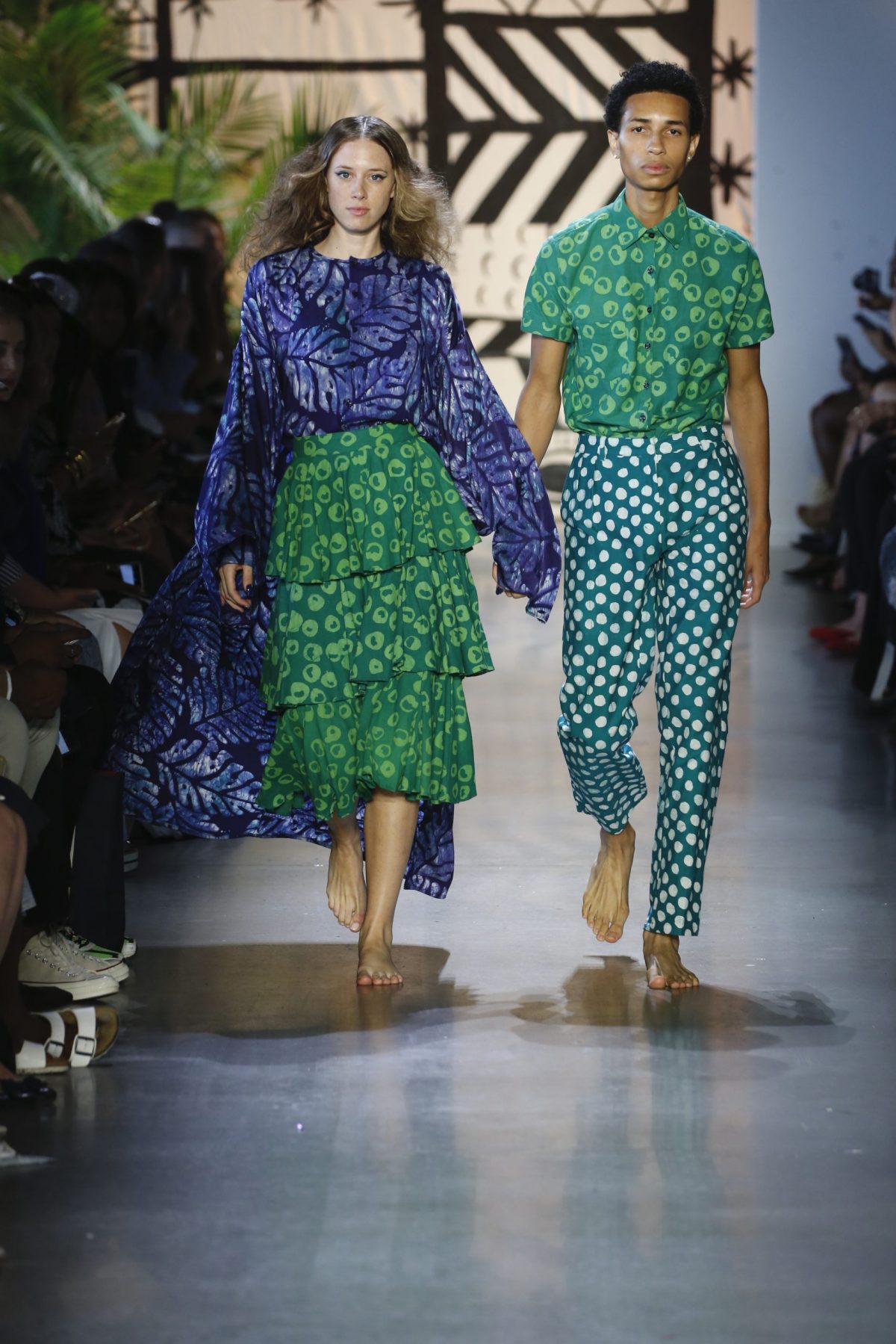 <span class="hot">Hot <i class="fa fa-bolt"></i></span> The future of fashion shows & fashion week| 2020 |