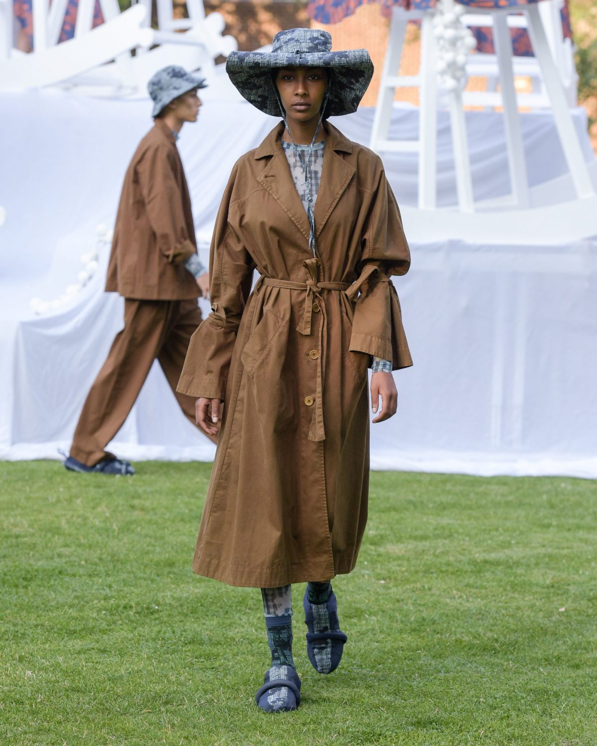 <span class="hot">Hot <i class="fa fa-bolt"></i></span> Henrik Vibskov | SS21 | Cphfw |