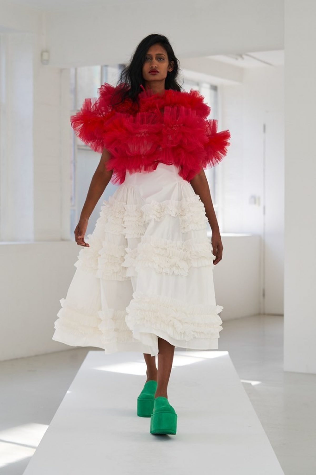 <span class="hot">Hot <i class="fa fa-bolt"></i></span> Molly Goddard | Spring Summer 2021 | LFW |